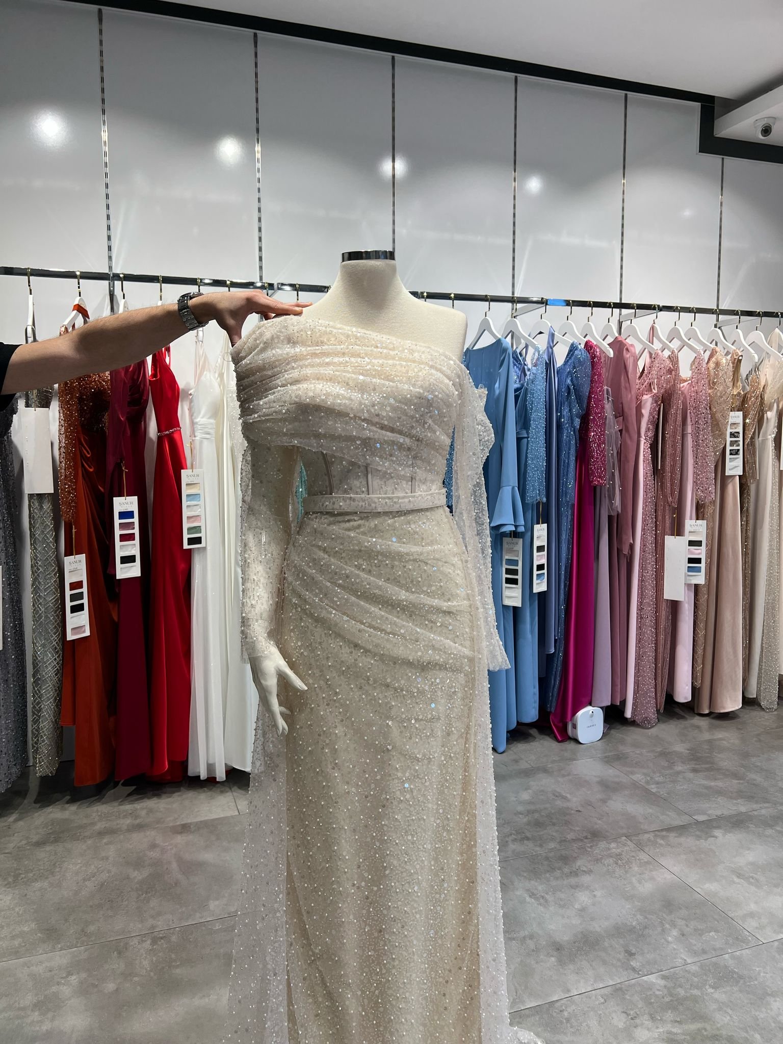 2D0F5000 8769 430F 918B 079C6D7DEFFD