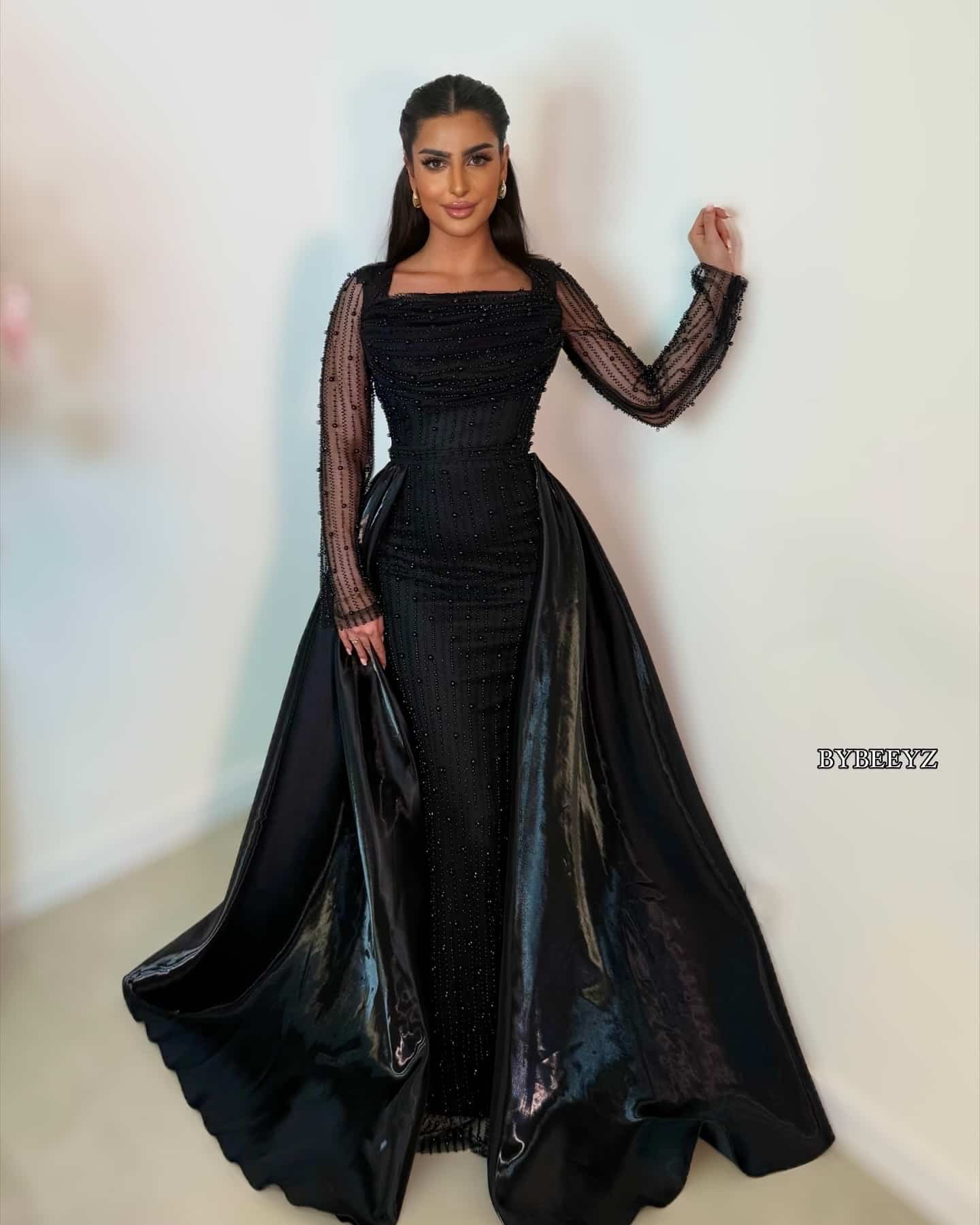 72C37F71 7B81 4DAA 9CA1 7F9F65F491A1